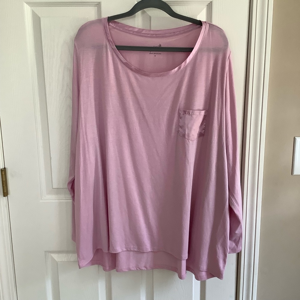 Jaclyn Smith Top
